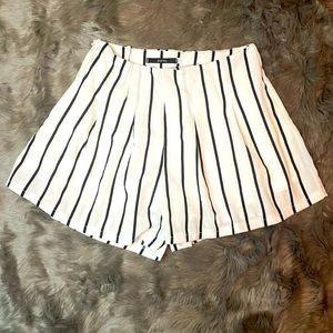 Zaful size Medium Shorts